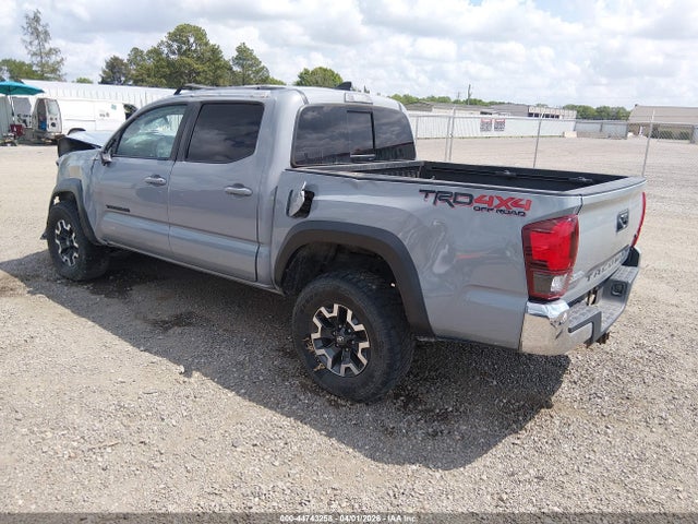 44743258 :رقم المزاد ، 5TFCZ5AN1KX200681 vin ، 2019 Toyota Tacoma Trd Off Road مزاد بيع