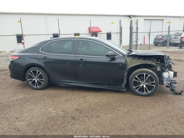 44743264 :رقم المزاد ، 4T1B11HK3KU794551 vin ، 2019 Toyota Camry Se مزاد بيع
