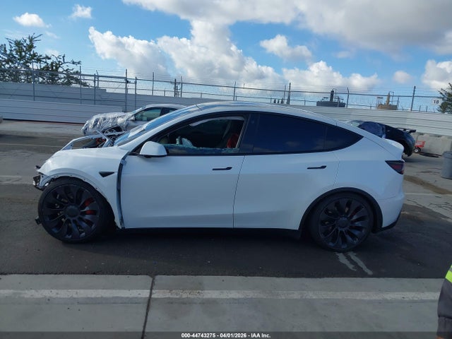 5YJYGDEF9MF261699 Tesla Model Y Performance Dual Motor All-wheel Drive