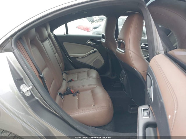 44743291 :رقم المزاد ، WDDSJ4EB4EN062623 vin ، 2014 Mercedes-benz Cla 250 مزاد بيع