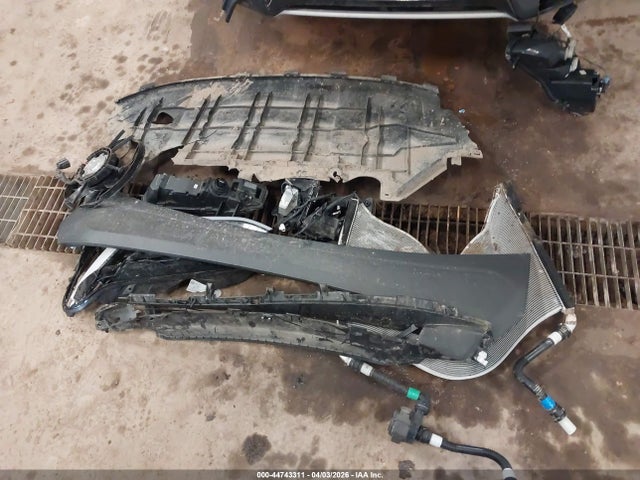 Tesla Model X Long Range 2024 7SAXCDE57RF443443 Image 9