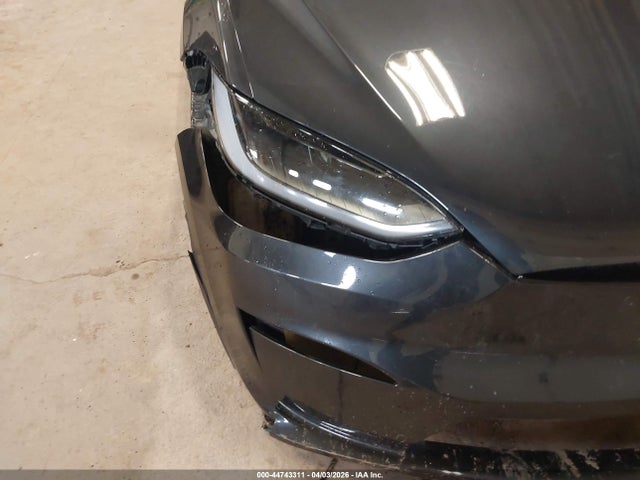 Tesla Model X Long Range 2024 7SAXCDE57RF443443 Image 11