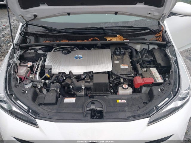 JTDL9MFU4N3039412 Toyota Prius Le Awd-e