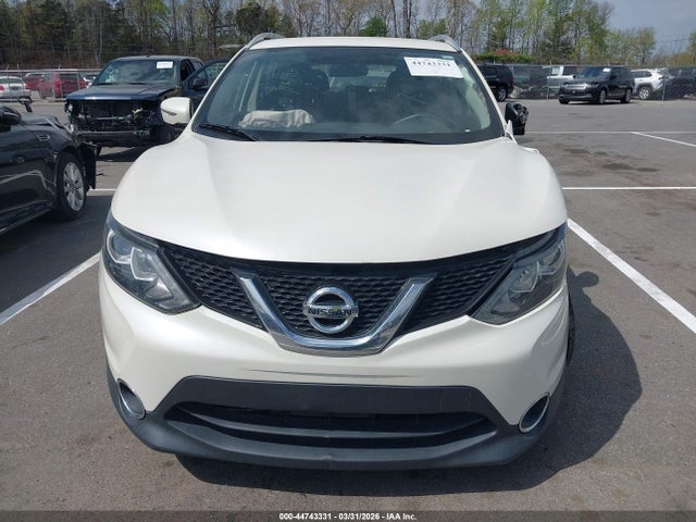 2017 Nissan Rogue Sport Sv მანქანა იყიდება აუქციონზე, vin: JN1BJ1CP1HW021570, აუქციონის ნომერი: 44743331