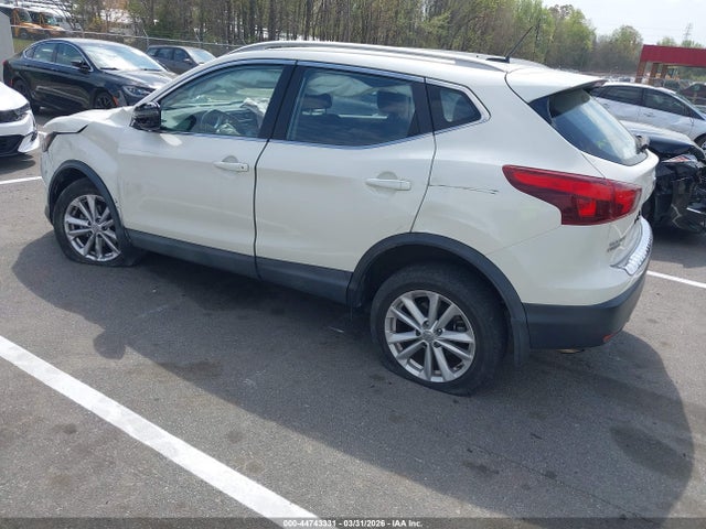 2017 Nissan Rogue Sport Sv მანქანა იყიდება აუქციონზე, vin: JN1BJ1CP1HW021570, აუქციონის ნომერი: 44743331