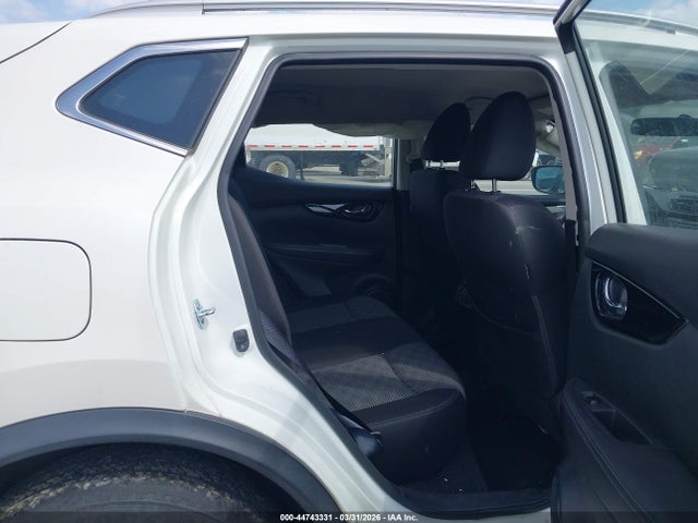 2017 Nissan Rogue Sport Sv მანქანა იყიდება აუქციონზე, vin: JN1BJ1CP1HW021570, აუქციონის ნომერი: 44743331