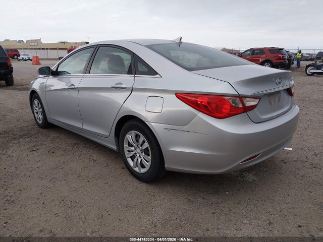 2011 HYUNDAI SONATA 5NPEB4AC8BH230312 Photo 2