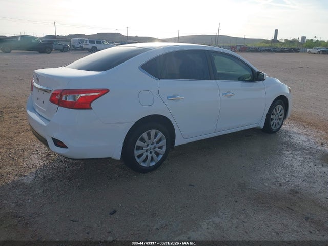 2016 Nissan Sentra S მანქანა იყიდება აუქციონზე, vin: 3N1AB7AP3GY279675, აუქციონის ნომერი: 44743337