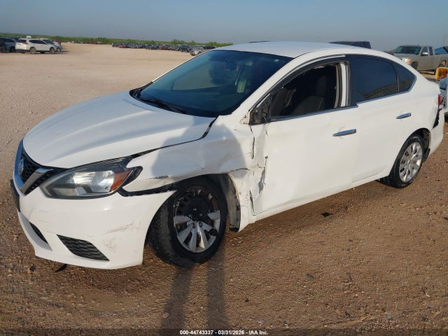 2016 Nissan Sentra S მანქანა იყიდება აუქციონზე, vin: 3N1AB7AP3GY279675, აუქციონის ნომერი: 44743337