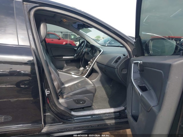 2014 VOLVO XC60 YV4902DZ5E2534860 Photo 4