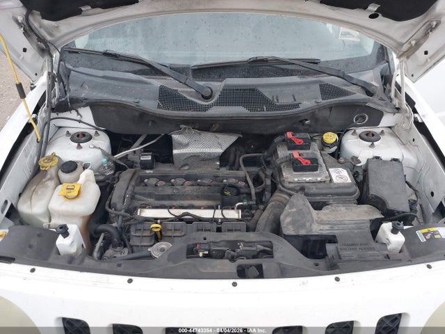 1C4NJPFA2ED576233 Jeep Patriot Latitude
