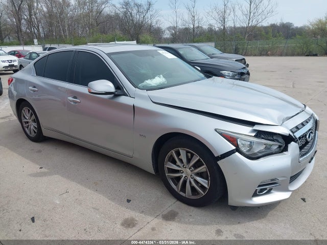 2017 Infiniti Q50 3.0t Premium მანქანა იყიდება აუქციონზე, vin: JN1EV7AP8HM740253, აუქციონის ნომერი: 44743361