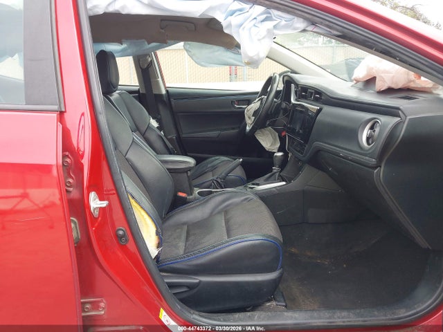 2017 TOYOTA COROLLA 5YFBURHE3HP661797 Photo 4