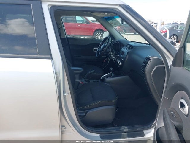 2015 Kia Soul + მანქანა იყიდება აუქციონზე, vin: KNDJP3A53F7749001, აუქციონის ნომერი: 44743385