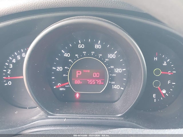 2015 Kia Soul + მანქანა იყიდება აუქციონზე, vin: KNDJP3A53F7749001, აუქციონის ნომერი: 44743385