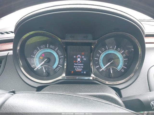 44743386 :رقم المزاد ، 1G4GE5EV9AF135795 vin ، 2010 Buick Lacrosse Cxs مزاد بيع