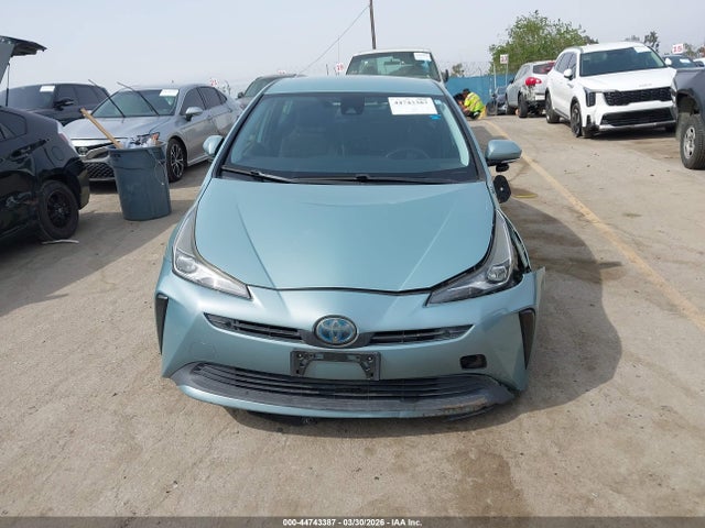 JTDKARFUXK3086195 Toyota Prius Le