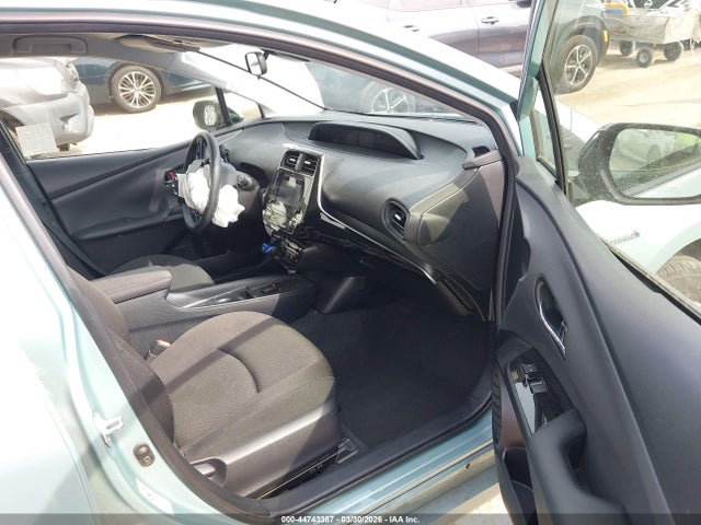 JTDKARFUXK3086195 Toyota Prius Le
