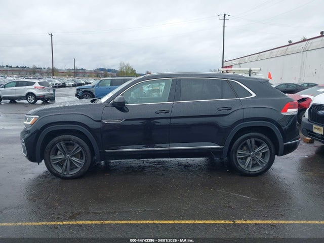 44743396 :رقم المزاد ، 1V2SE2CA0NC218387 vin ، 2022 Volkswagen Atlas Cross Sport 3.6l V6 Sel R-line مزاد بيع