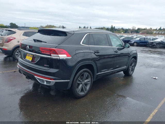 44743396 :رقم المزاد ، 1V2SE2CA0NC218387 vin ، 2022 Volkswagen Atlas Cross Sport 3.6l V6 Sel R-line مزاد بيع