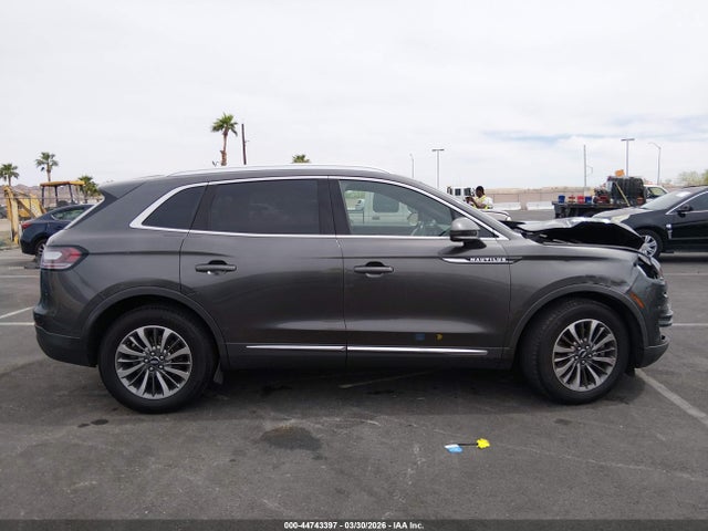Lincoln Nautilus Select 2019 2LMPJ8K97KBL50393 Image 13