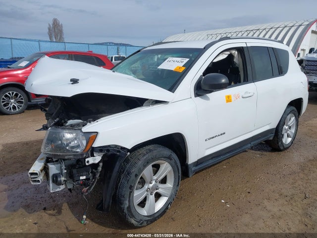1C4NJDBB8GD723266 Jeep Compass Sport
