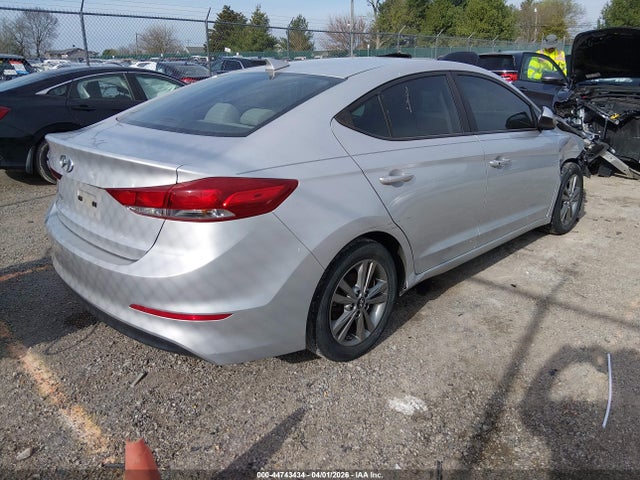 Aukcja sprzedaży 2018 Hyundai Elantra Value Edition, vin: 5NPD84LF1JH275592, numer aukcji: 44743434