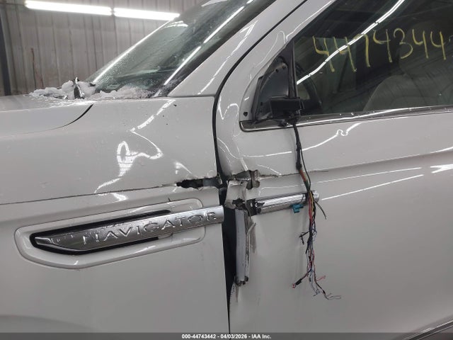 Продаж на аукціоні авто 2021 Lincoln Navigator Reserve L, vin: 5LMJJ3LT4MEL03647, номер лоту: 44743442