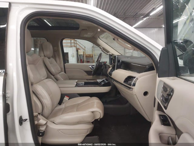 Продаж на аукціоні авто 2021 Lincoln Navigator Reserve L, vin: 5LMJJ3LT4MEL03647, номер лоту: 44743442