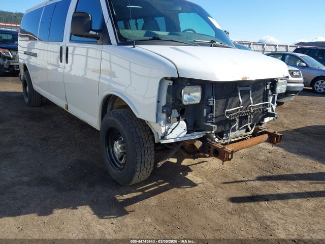 1GAZGZFF8F1173893 Chevrolet Express 3500 Ls