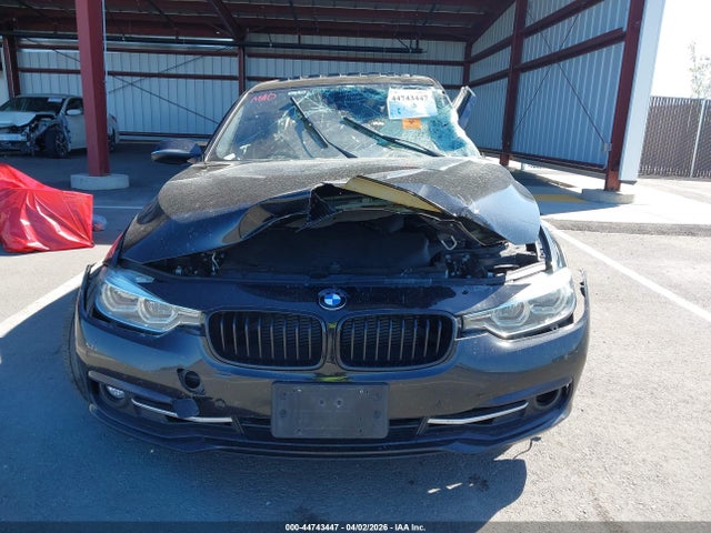44743447 :رقم المزاد ، WBA8B9G59HNU49305 vin ، 2017 Bmw 330i مزاد بيع
