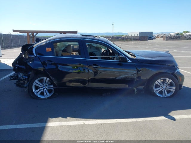 44743447 :رقم المزاد ، WBA8B9G59HNU49305 vin ، 2017 Bmw 330i مزاد بيع