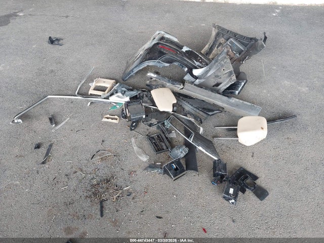 44743447 :رقم المزاد ، WBA8B9G59HNU49305 vin ، 2017 Bmw 330i مزاد بيع