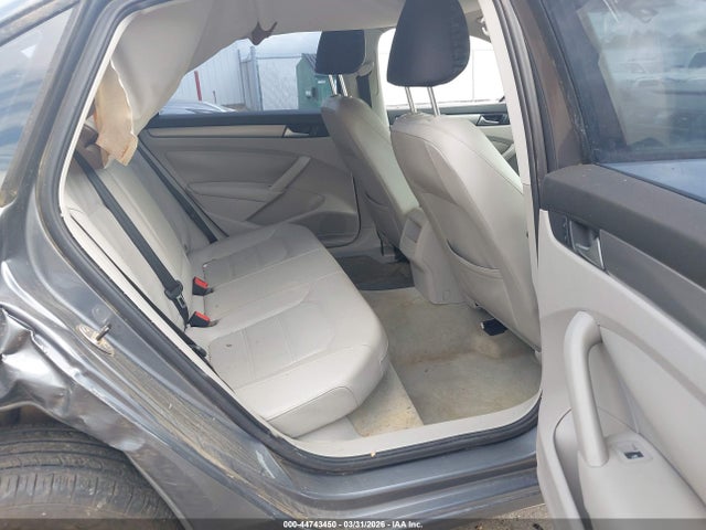 Продаж на аукціоні авто 2014 Volkswagen Passat 1.8t Wolfsburg Edition, vin: 1VWAS7A34EC105417, номер лоту: 44743450