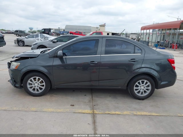 44743476 :رقم المزاد ، 1G1JD5SH0H4123383 vin ، 2017 Chevrolet Sonic Lt Auto مزاد بيع