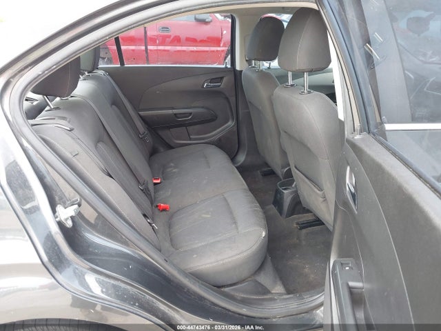 44743476 :رقم المزاد ، 1G1JD5SH0H4123383 vin ، 2017 Chevrolet Sonic Lt Auto مزاد بيع