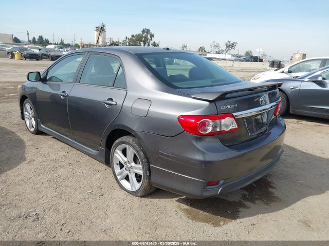 2013 TOYOTA COROLLA 5YFBU4EE0DP220663 Photo 2