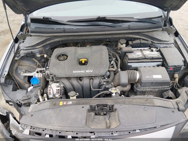 Hyundai ELANTRA SE 2018 5NPD74LF3JH343961 Image 10