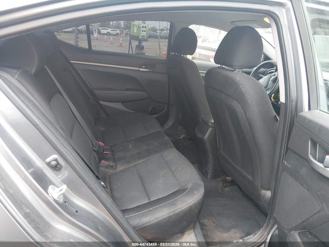 Hyundai ELANTRA SE 2018 5NPD74LF3JH343961 Image 8