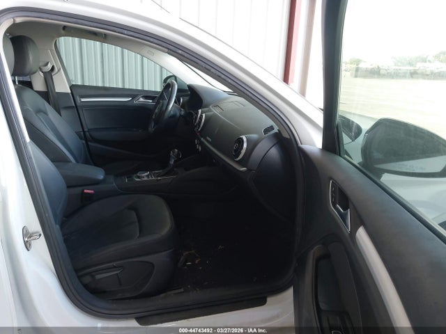 2016 AUDI A3 WAUB8GFF6G1001922 Photo 4