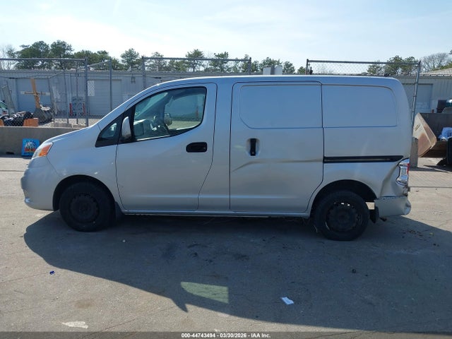 44743494 :رقم المزاد ، 3N6CM0KN0HK709281 vin ، 2017 Nissan Nv200 Sv مزاد بيع