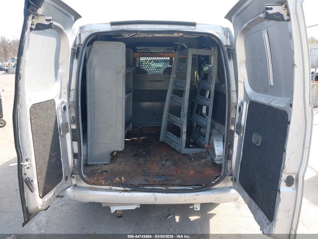 44743494 :رقم المزاد ، 3N6CM0KN0HK709281 vin ، 2017 Nissan Nv200 Sv مزاد بيع