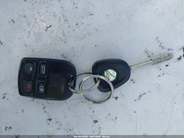 44743525 :رقم المزاد ، SAJDA42C21NA15766 vin ، 2001 Jaguar Xk8 مزاد بيع