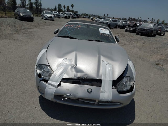44743525 :رقم المزاد ، SAJDA42C21NA15766 vin ، 2001 Jaguar Xk8 مزاد بيع