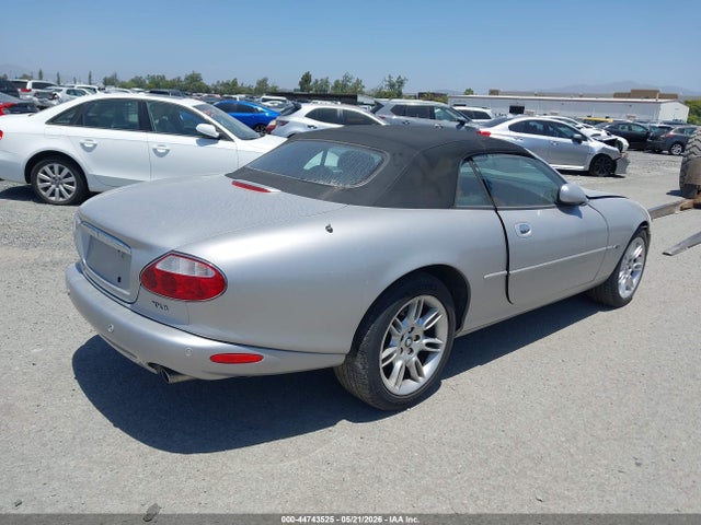 44743525 :رقم المزاد ، SAJDA42C21NA15766 vin ، 2001 Jaguar Xk8 مزاد بيع