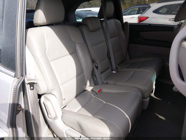 44743540 :رقم المزاد ، 5FNRL5H67DB031886 vin ، 2013 Honda Odyssey Ex-l مزاد بيع