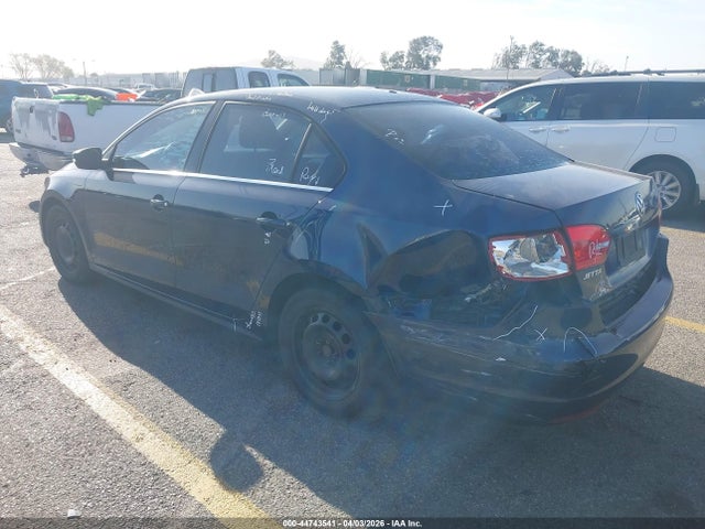 2013 Volkswagen Jetta 2.5l Se მანქანა იყიდება აუქციონზე, vin: 3VWDP7AJ6DM291598, აუქციონის ნომერი: 44743541