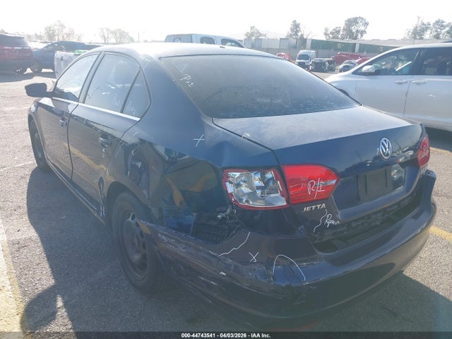 2013 Volkswagen Jetta 2.5l Se მანქანა იყიდება აუქციონზე, vin: 3VWDP7AJ6DM291598, აუქციონის ნომერი: 44743541