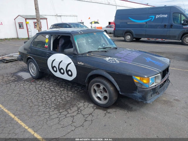 1983 SAAB 900 YS3AT34S8D1004802 Photo 0