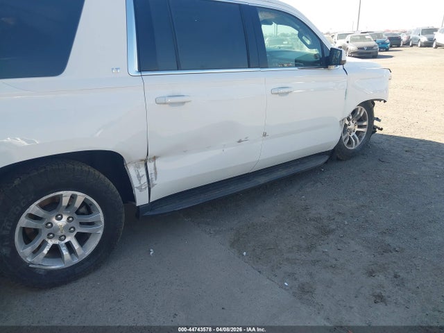 44743578 :رقم المزاد ، 1GNSKHKC3KR350916 vin ، 2019 Chevrolet Suburban Lt مزاد بيع
